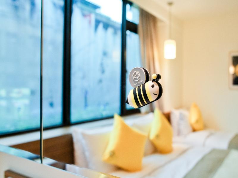 Bee House By Cosmos Creation - Taipei Main Station Hotel Exterior photo